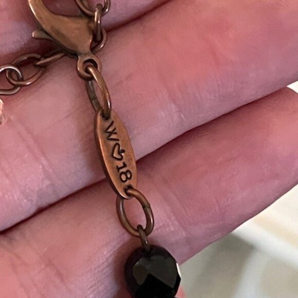 Sabika W18 Necklace - Picture 4 of 4